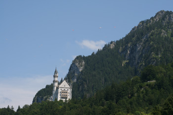 hang gliding around Neuschwanstein