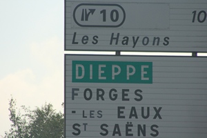 Road sign to Dieppe