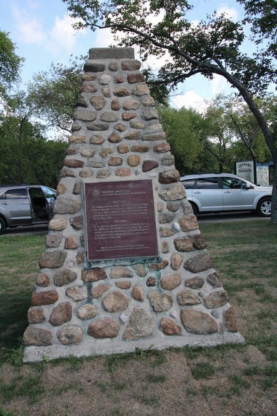 The cairn of the Ridgeway Battlefield